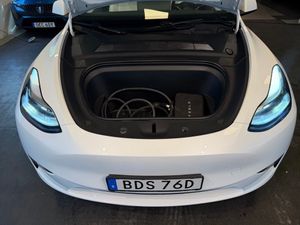 Tesla Model Y bild 20