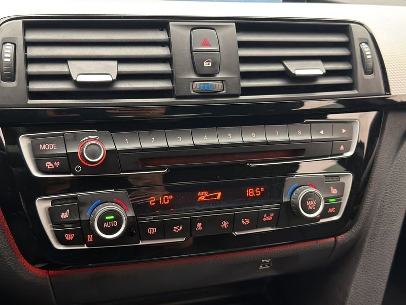 BMW 330 bild 19