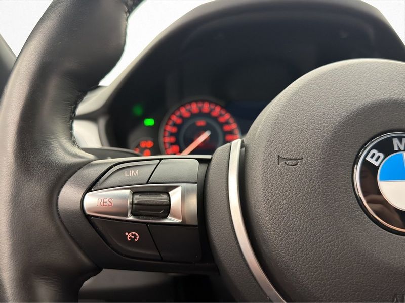 BMW 330 bild 13