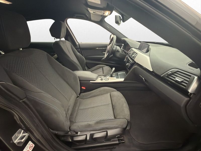BMW 330 bild 23