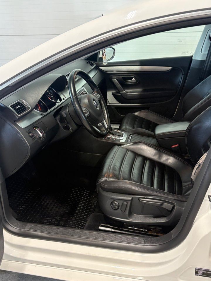 Volkswagen Passat bild 8