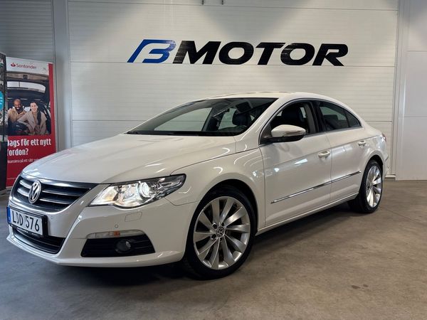 Volkswagen Passat CC 5-seater 2.0 TDI DPF BMT 4Motion Euro 5 - 2011