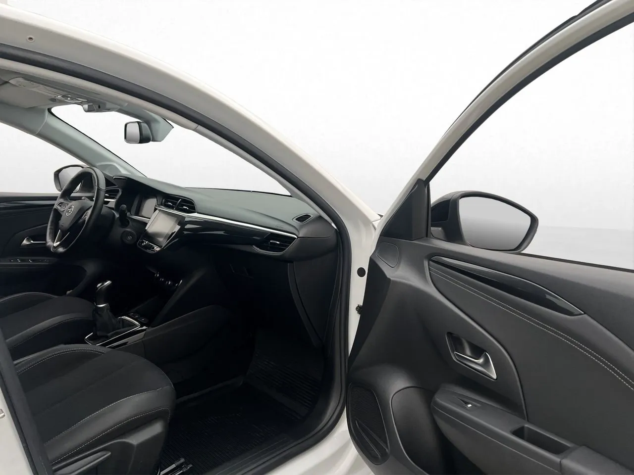 Vehicle image 20