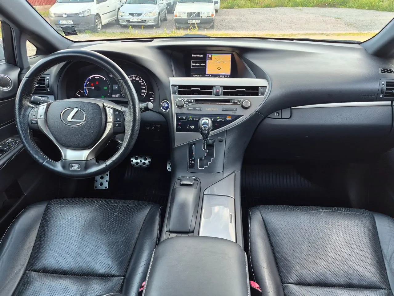 Vehicle image 7
