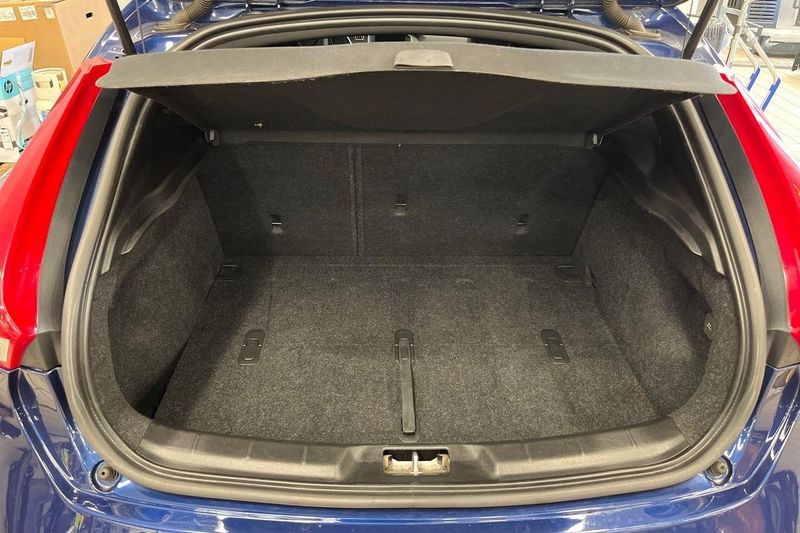 Volvo V40 bild 21