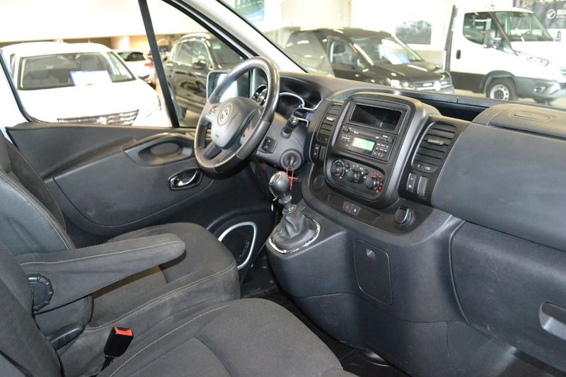 Opel Vivaro bild 8