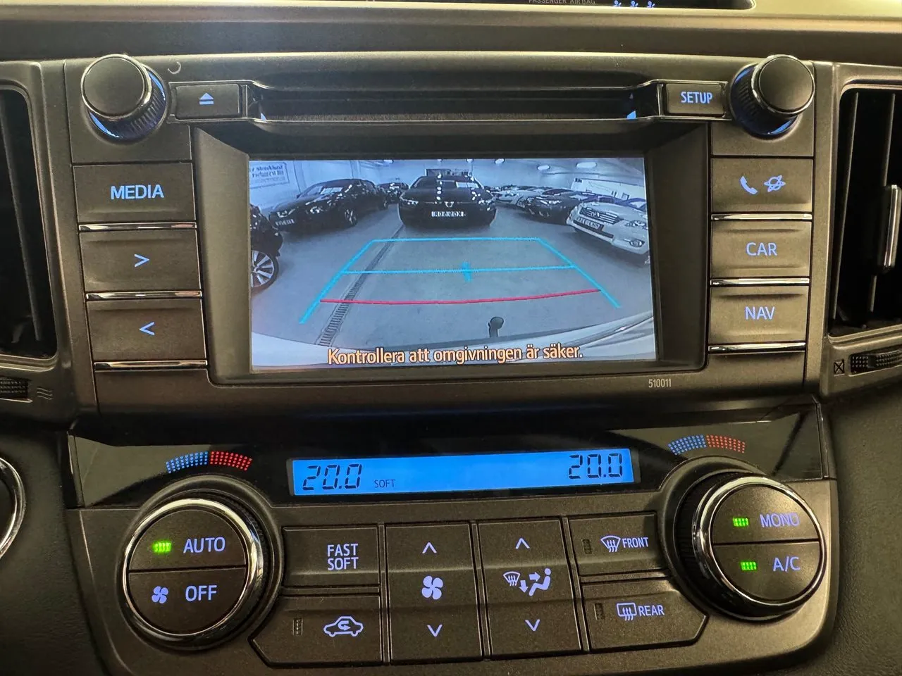 Vehicle image 22
