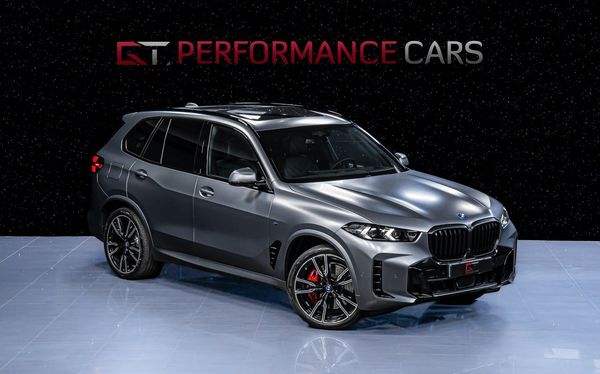 BMW X5 xDrive50e M-Sport Pro 2026 MOMS Frozen B&W Pano Sky 22" - 2026
