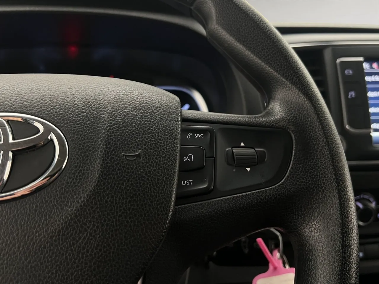 Vehicle image 20