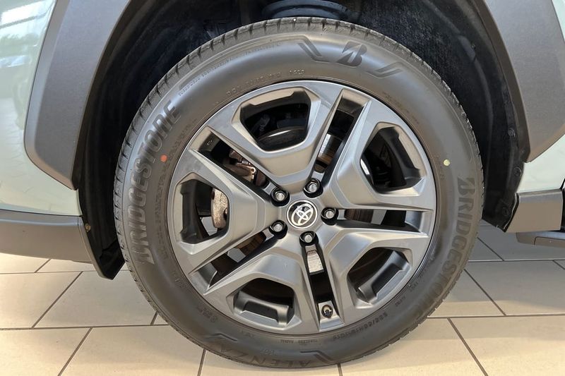 Toyota RAV4 bild 15