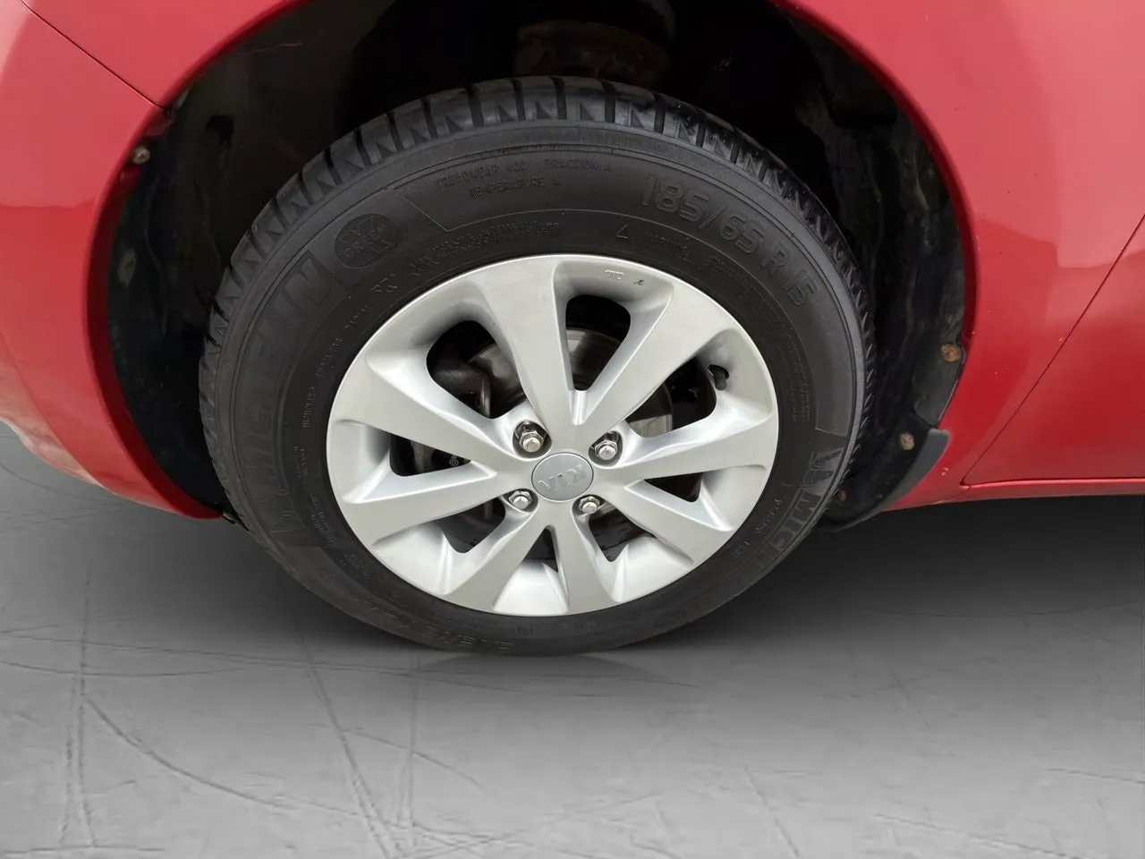 Vehicle image 22