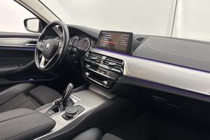 BMW 520 bild 12
