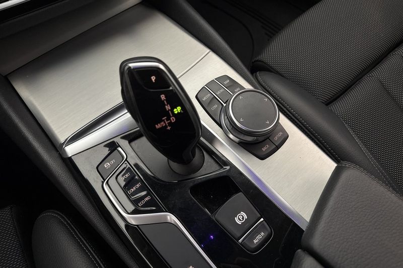 BMW 520 bild 31