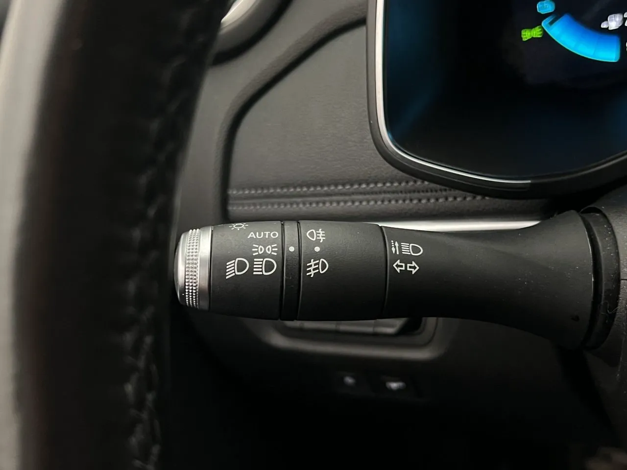 Vehicle image 27