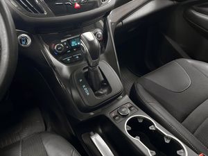 Ford Kuga bild 13