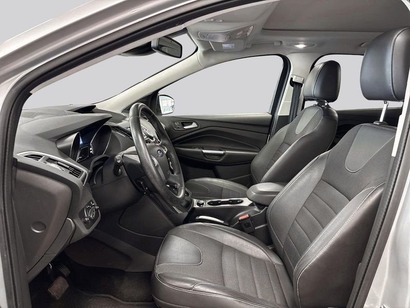 Ford Kuga bild 8