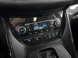 Ford Kuga bild 14