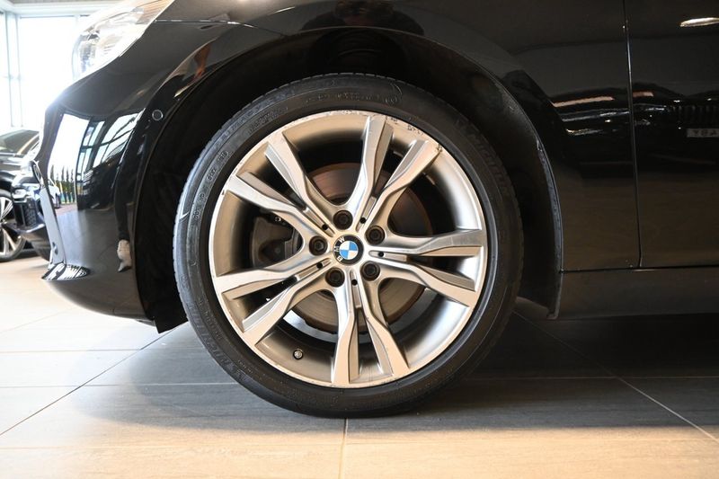 BMW 220 bild 6