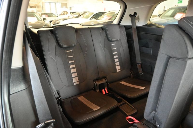 BMW 220 bild 14