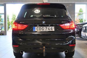 BMW 220 bild 4