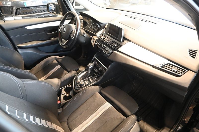 BMW 220 bild 10