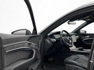 Audi Q8 e-tron bild 12