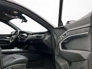 Audi Q8 e-tron bild 16