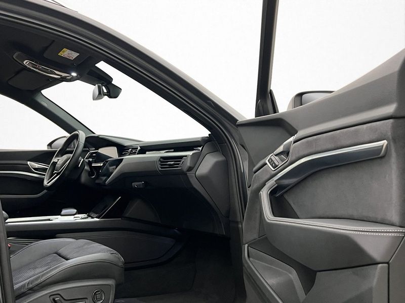 Audi Q8 e-tron bild 16
