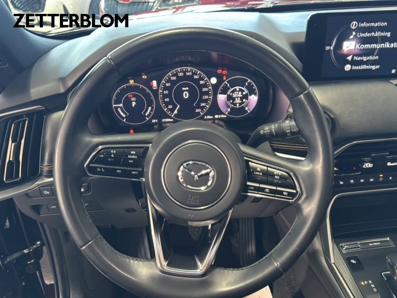 Vehicle image 11