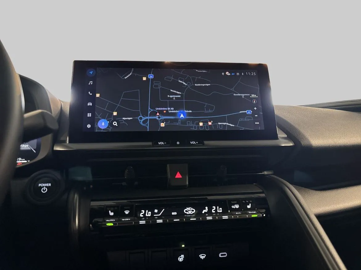 Vehicle image 14