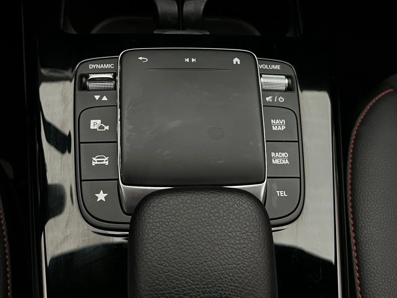 Vehicle image 22