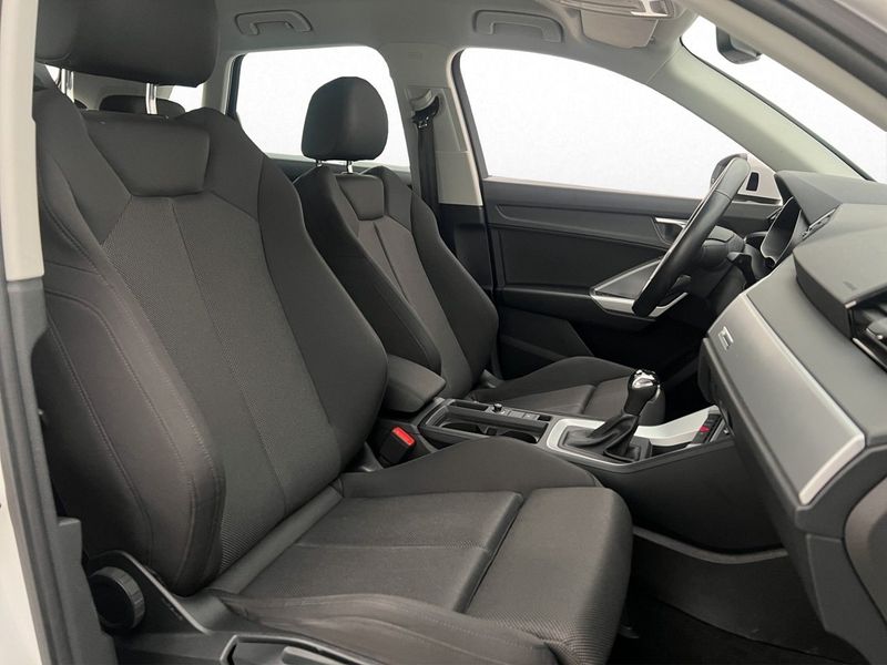 Audi Q3 bild 11