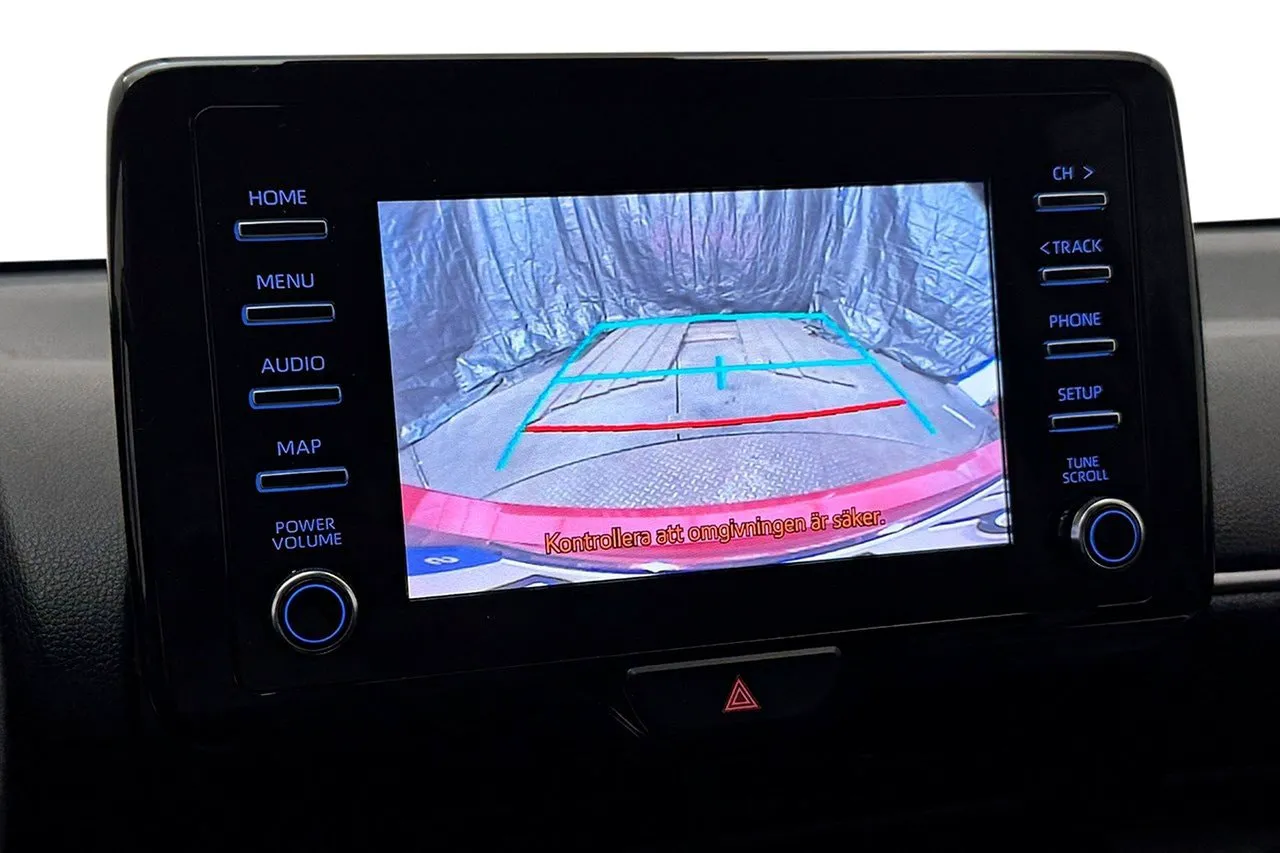 Vehicle image 18