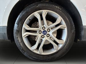 Ford Edge bild 14