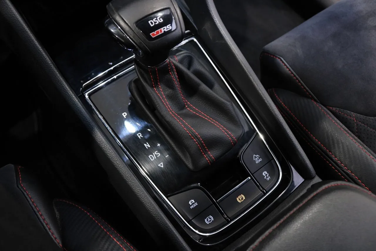 Vehicle image 21