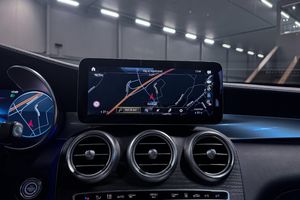 Mercedes GLC300 bild 17
