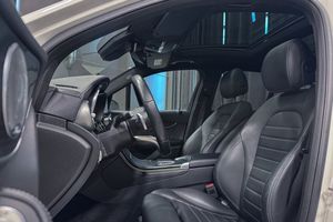 Mercedes GLC300 bild 10