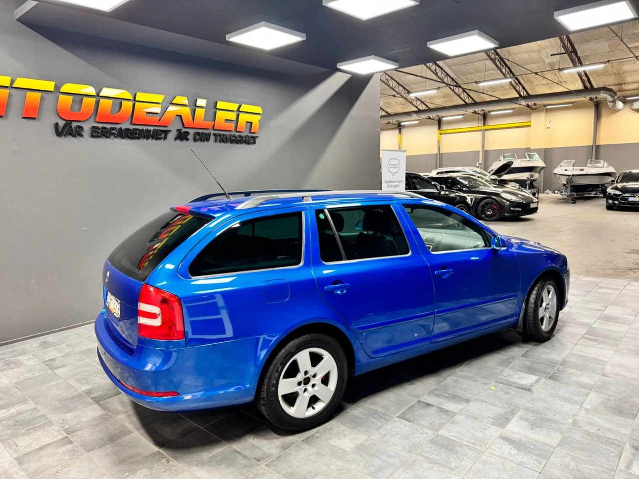 Vehicle image 2