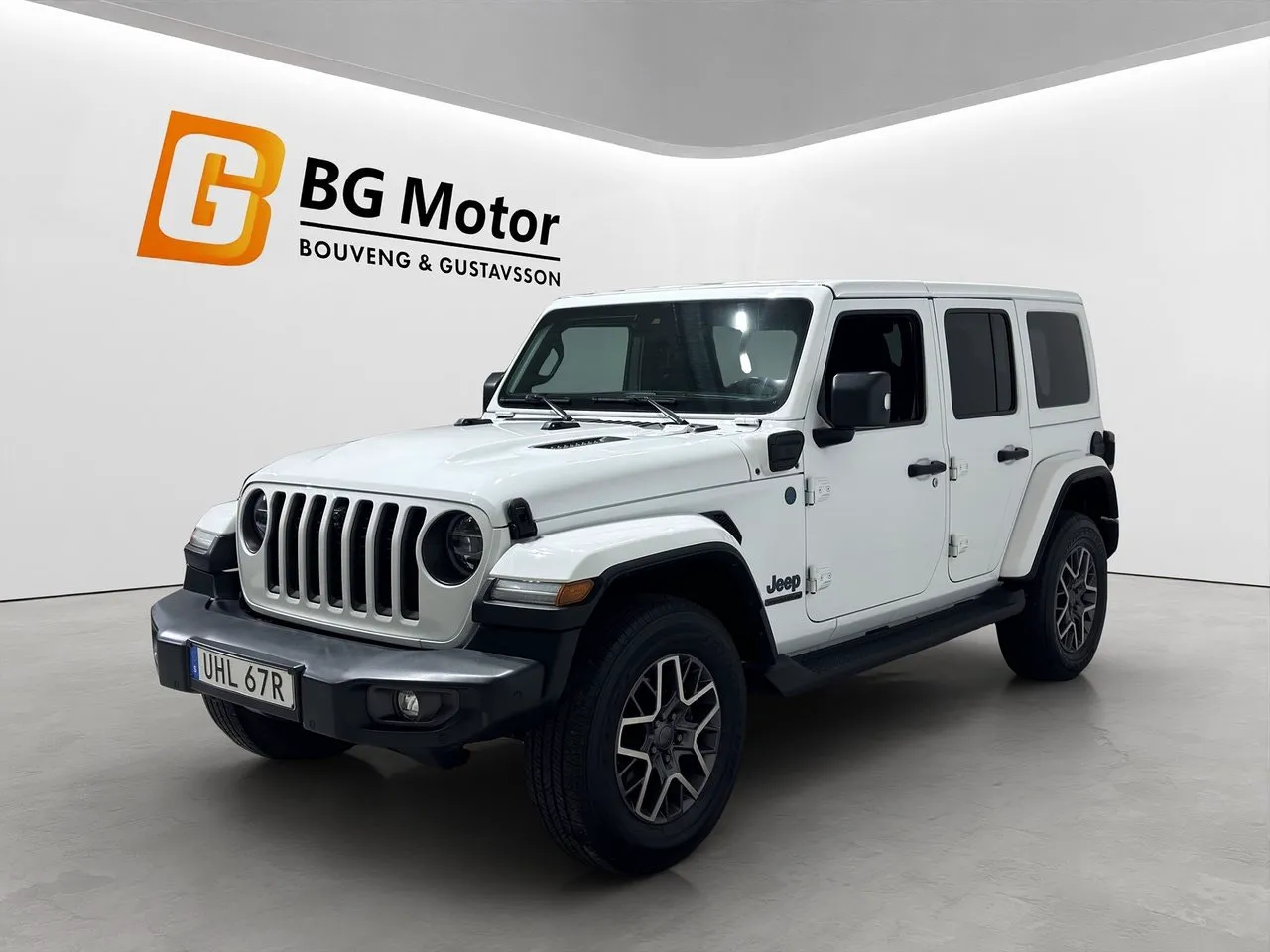 Vehicle image 7