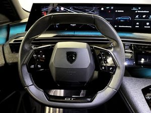 Peugeot e-5008 bild 6