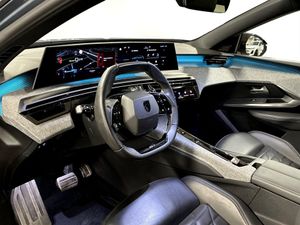 Peugeot e-5008 bild 4