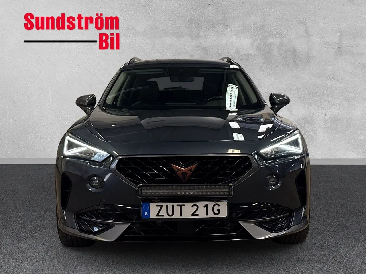 Vehicle image 8