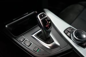 BMW 320 bild 12