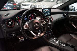 Mercedes CLA45 AMG bild 15