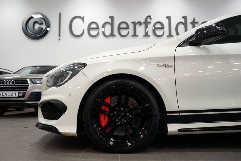 Mercedes CLA45 AMG bild 6