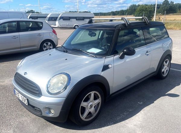 MINI Clubman 120 HK Motorlampan lyser REPOBJEKT - 2008