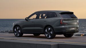 Volvo EX90 bild 17
