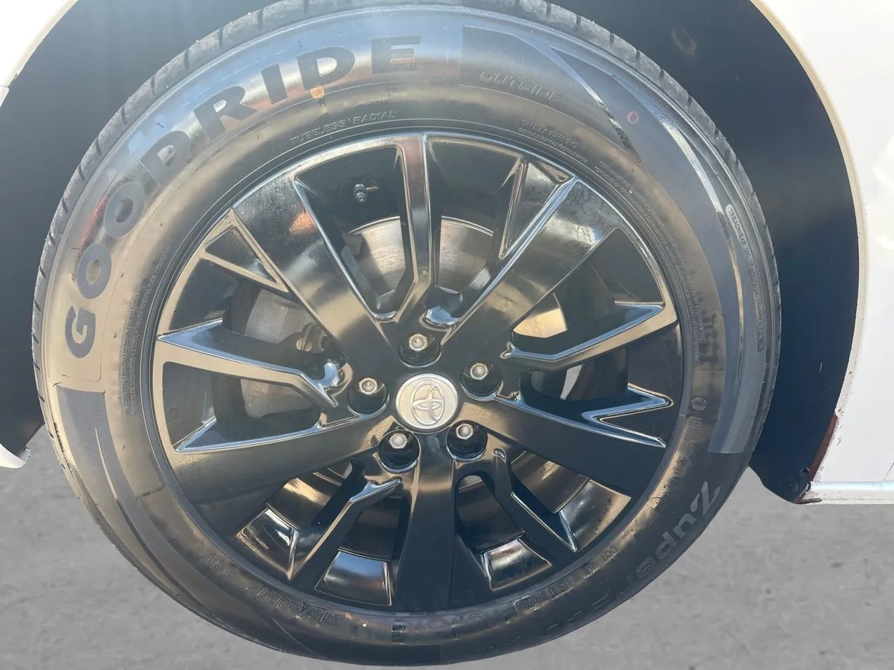 Vehicle image 7