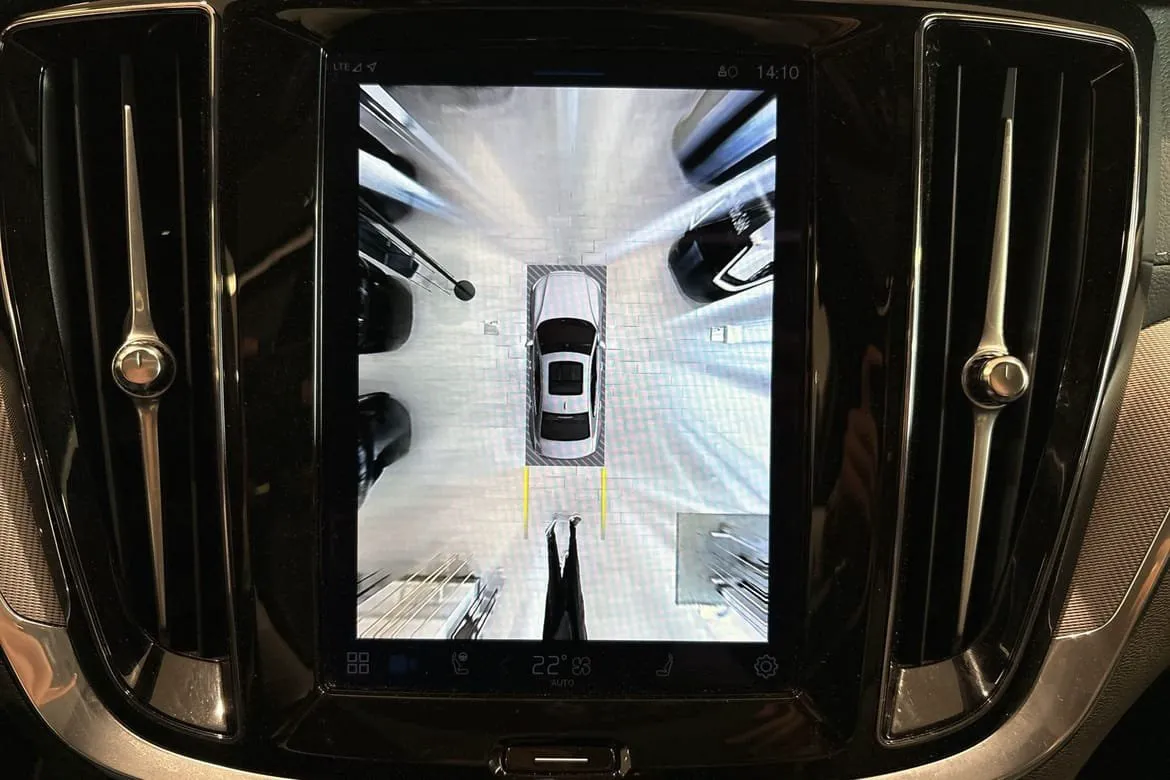 Vehicle image 36