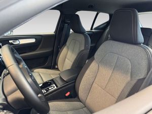 Volvo XC40 bild 8